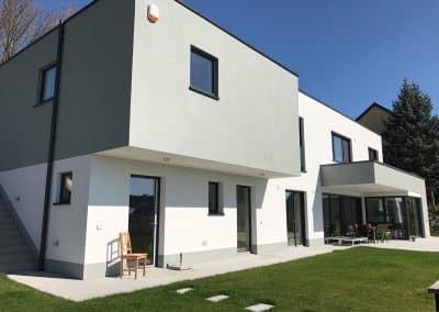 Fassadenarbeiten mit Dämmmaterial