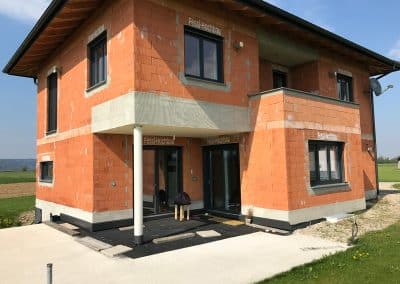 Außenputz an Einfamilienhaus